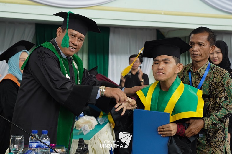 Wisuda Istimewa di UIN Sulthan Thaha Saifuddin Jambi