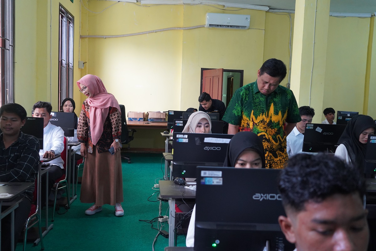 UIN STS Jambi Gelar Ujian CBT Jalur Mandiri II