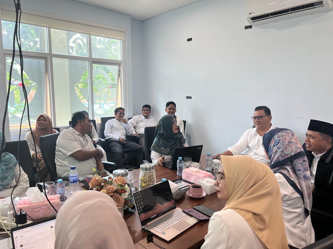 Rektor Pimpin Submit Borang Akreditasi Prodi Perbankan Syariah