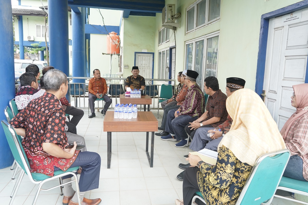Rektor Dorong Pengembangan Layanan dan Bakat Mahasiswa dalam Diskusi Santai