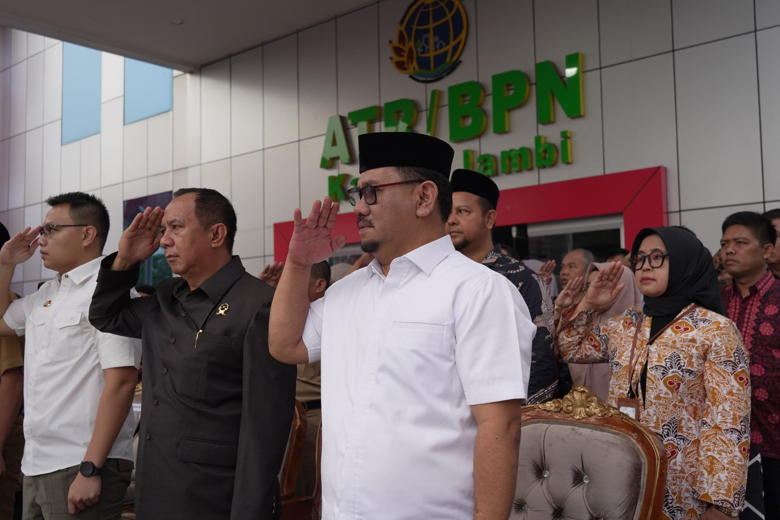 Rektor UIN STS Jambi Hadiri Upacara HATARU Ke-64 Tahun 2024