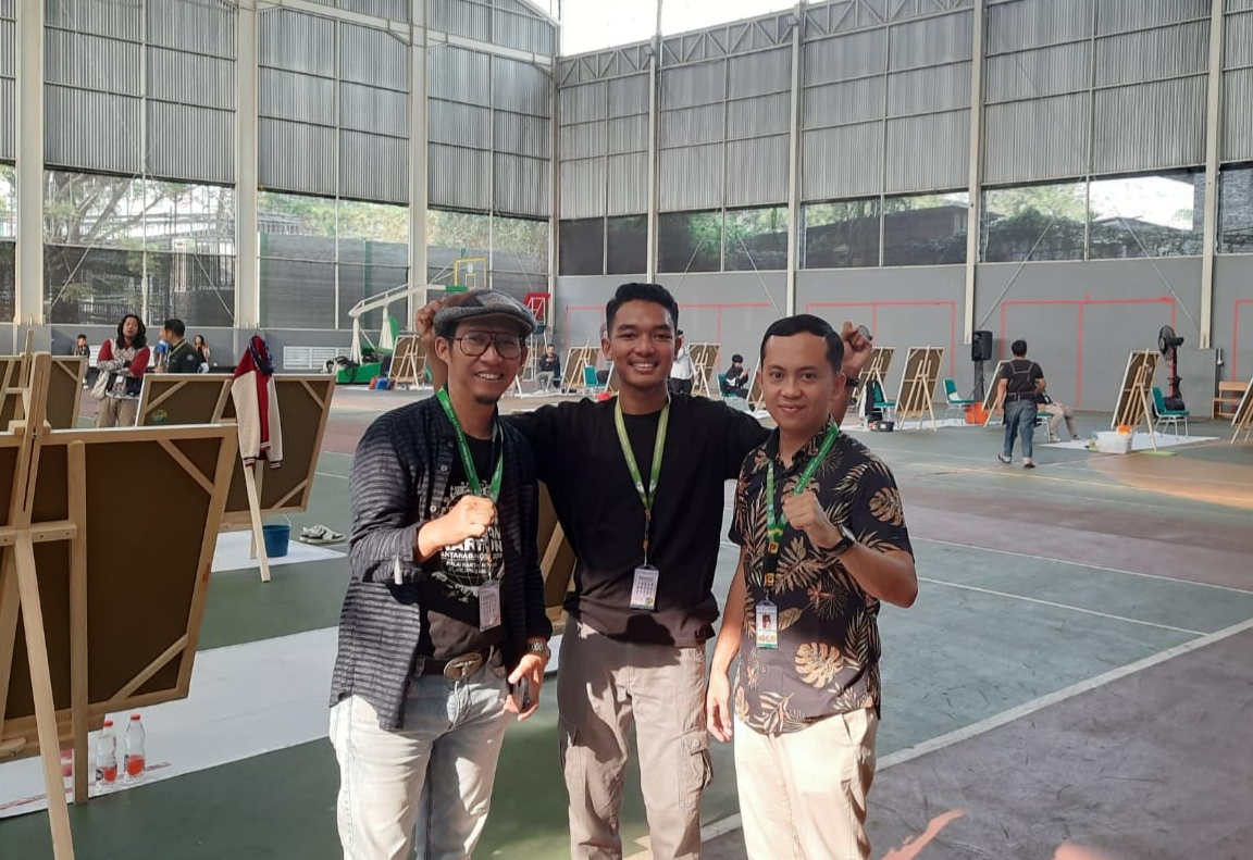 Gemilang! Mahasiswa UIN Jambi Tunjukkan Bakat Lukis di Lomba Peksiminas di Jakarta 2024