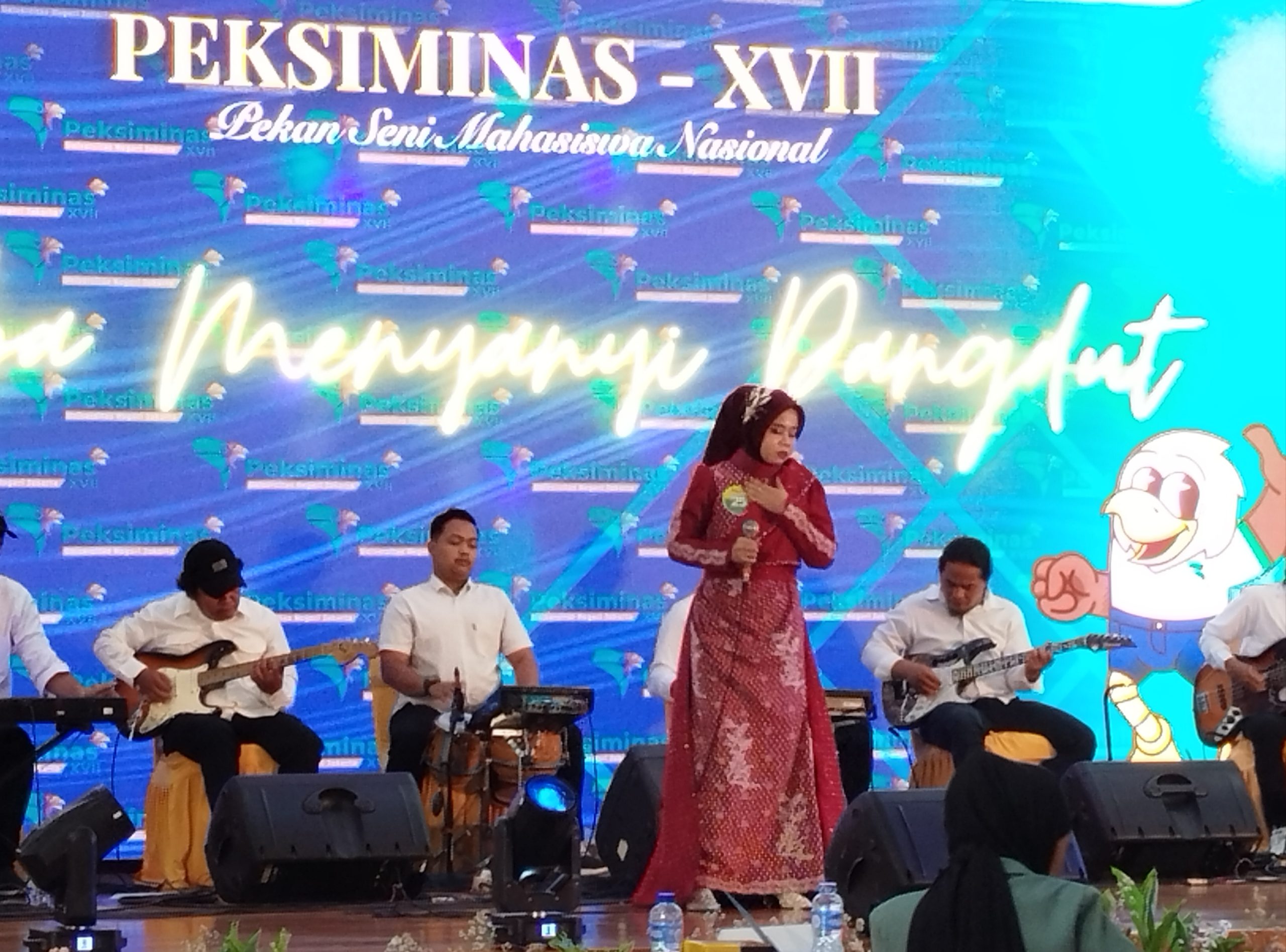 Tampil Memukau di Cabang Dangdut Solo Putri, Pitriani Dapat Tepukan Meriah di Peksiminas XVII