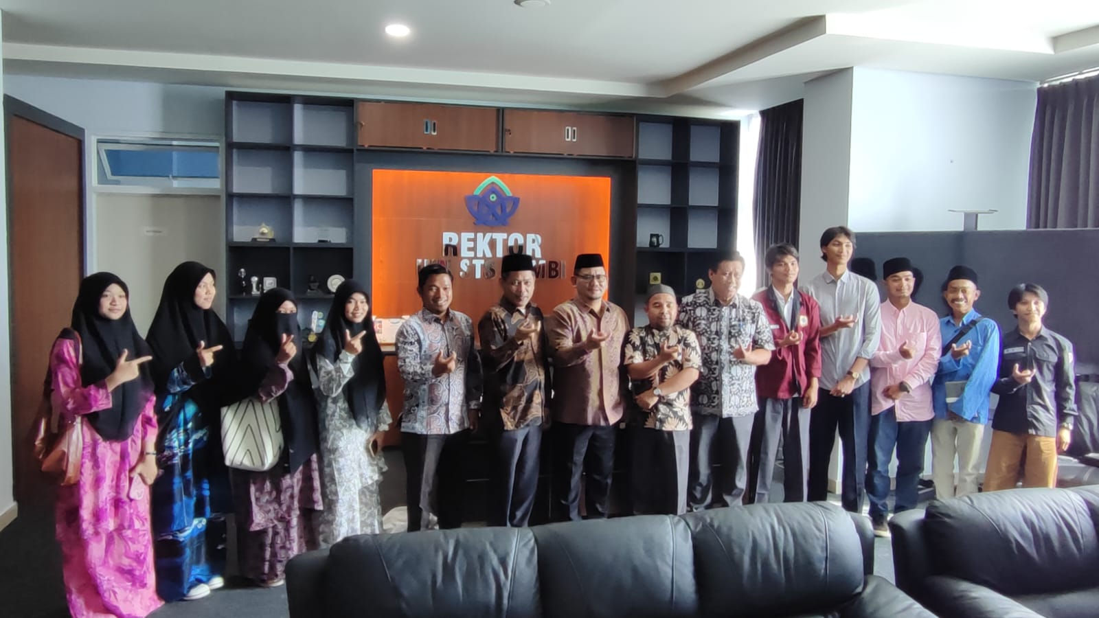 UIN STS Jambi Sambut Mahasiswa Internasional dari Thailand