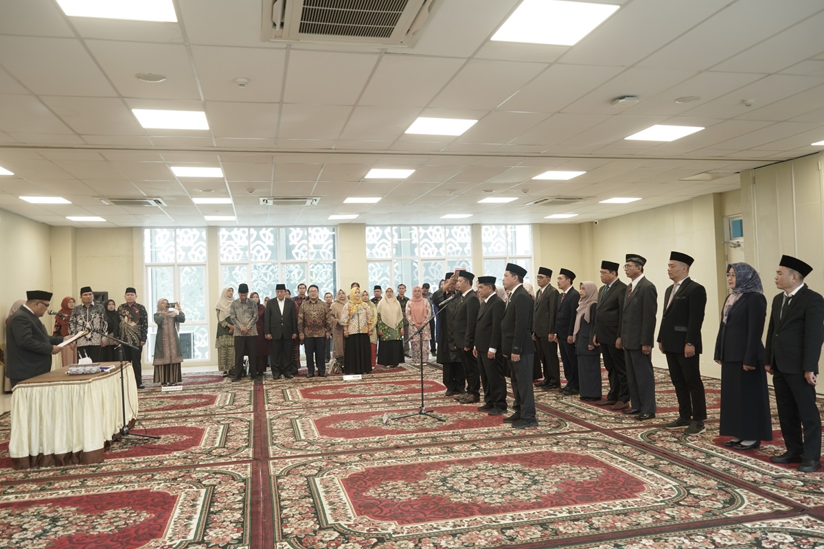 Rektor UIN STS Jambi Lantik Sejumlah Pejabat Baru