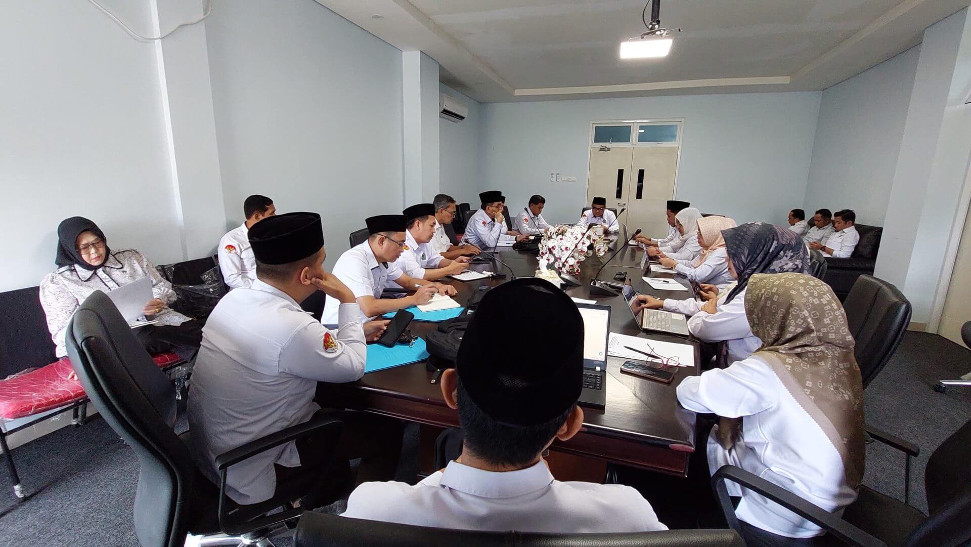 Rektor Sampaikan Sejumlah Kebijakan Menjelang Lebaran