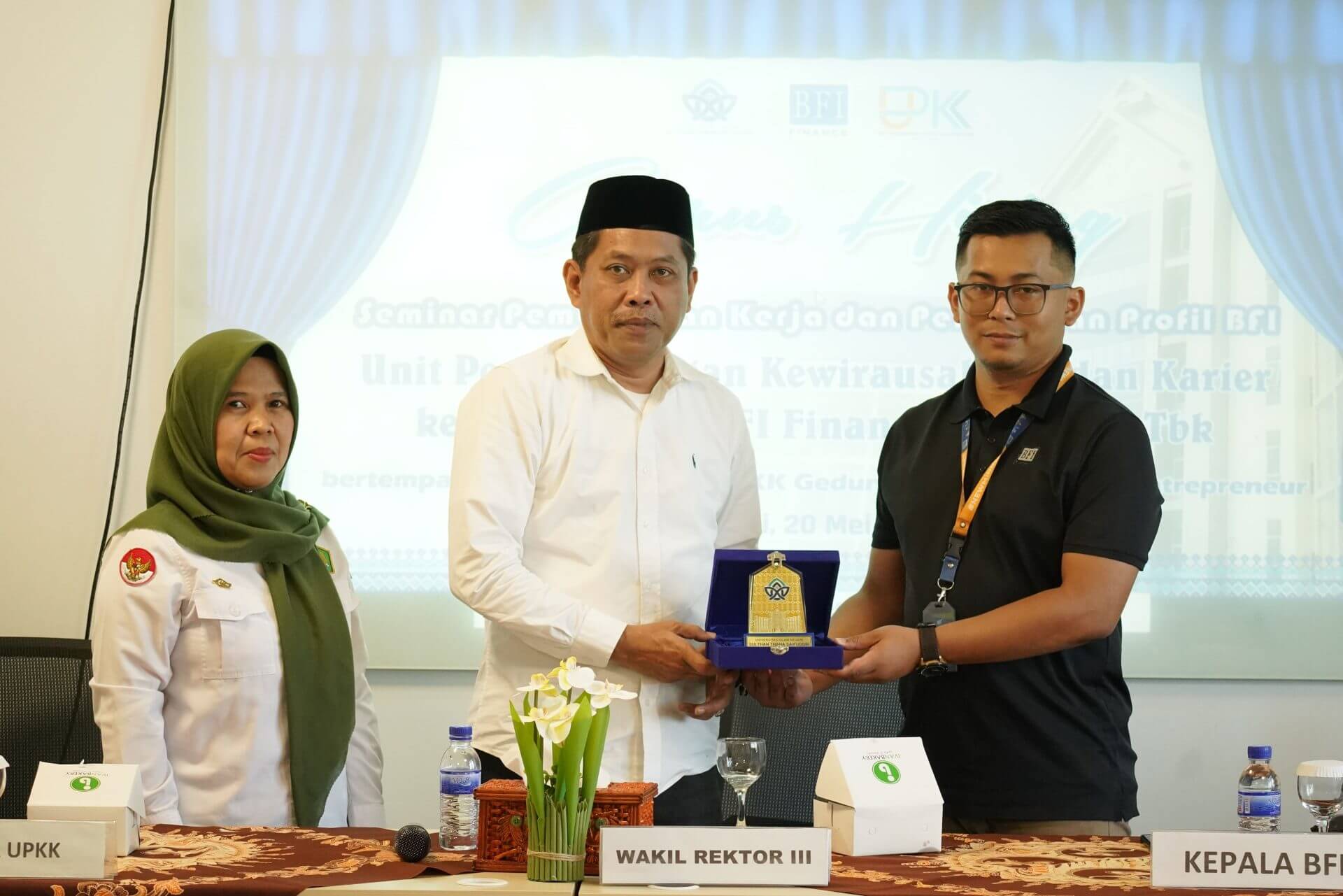 Sinergi Kampus dan Industri: UPKK UIN STS Jambi Hadirkan Seminar Pembekalan Kerja