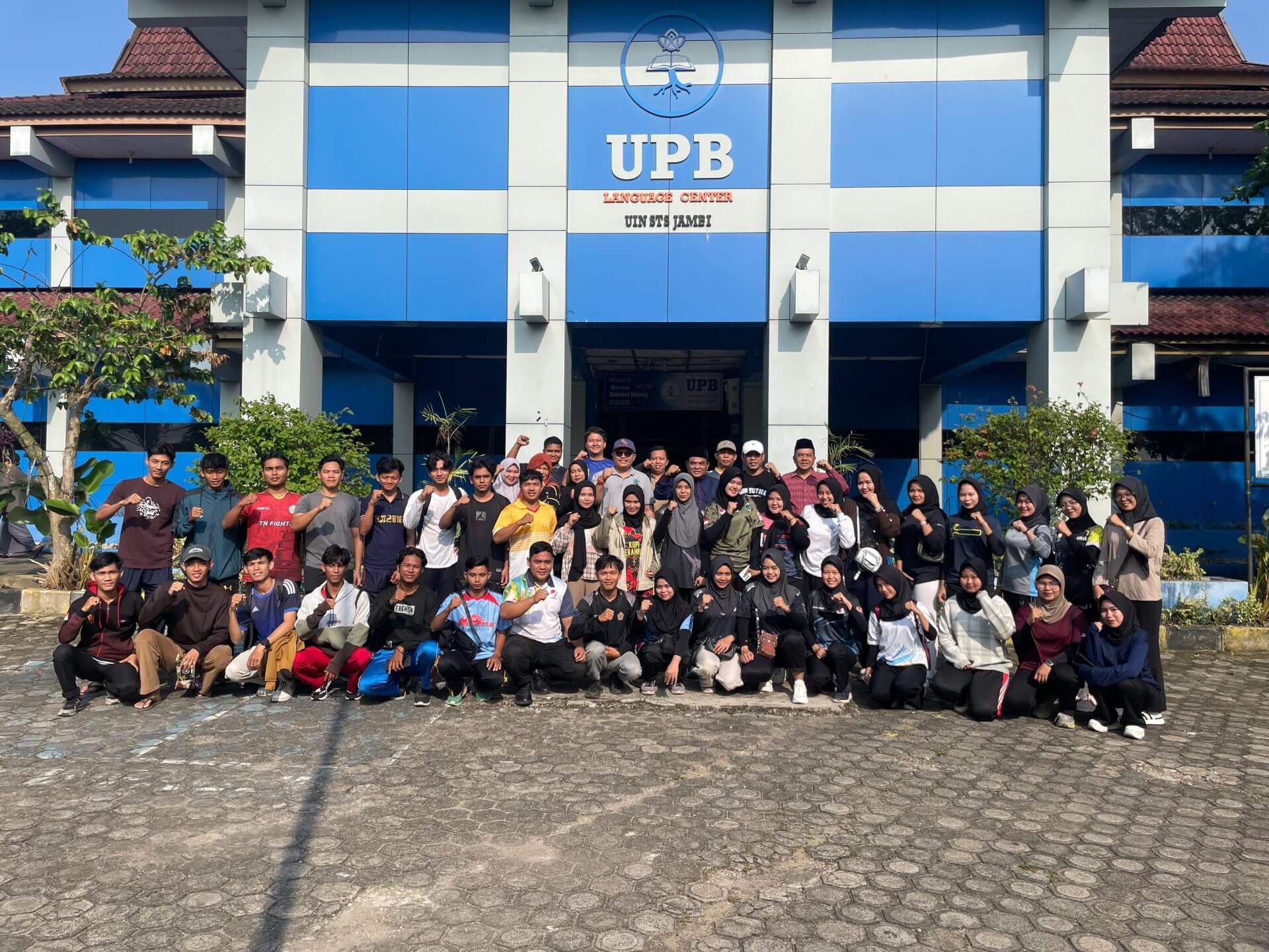 Rektor UIN Jambi Lepas 54 Kontingen untuk POMDA 2025