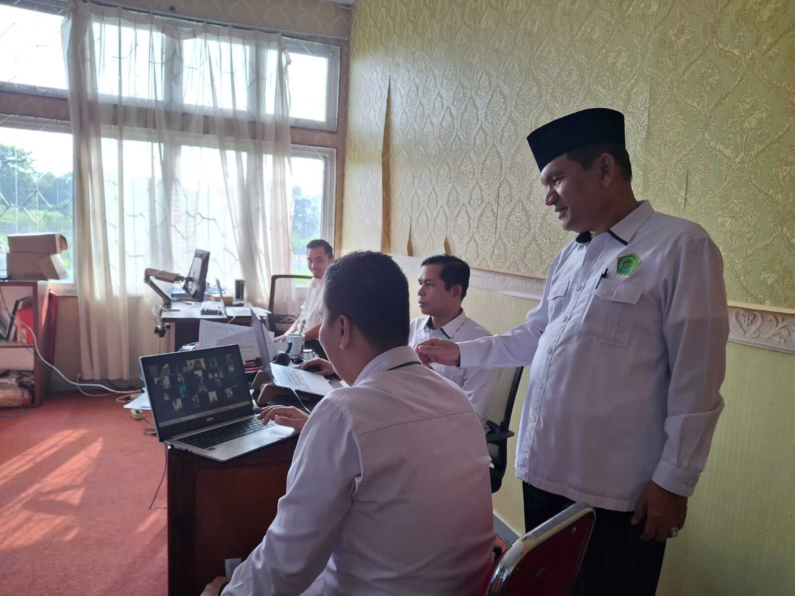 Kepala Biro AAKK Tinjau Ujian Mandiri 2 UIN STS Jambi