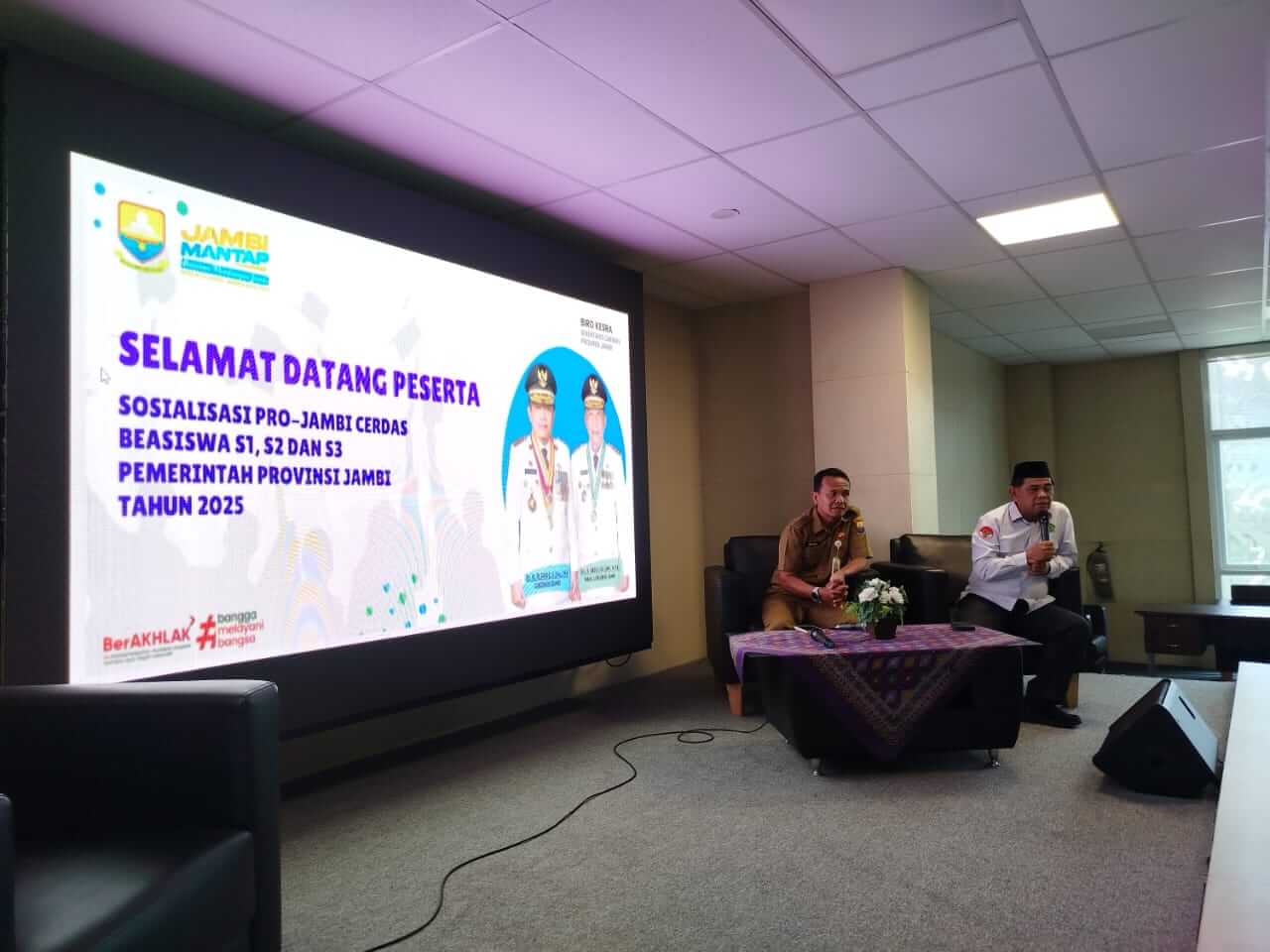 Beasiswa Pro-Jambi Cerdas 2025 Kini Hadir untuk S1, S2, dan S3: Pemerintah Provinsi Jambi Sosialisasikan Langsung ke UIN Jambi