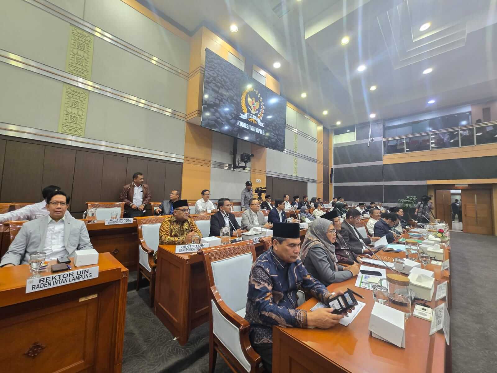 Rektor UIN STS Jambi Hadiri Rapat Dengar Pendapat dengan DPR RI