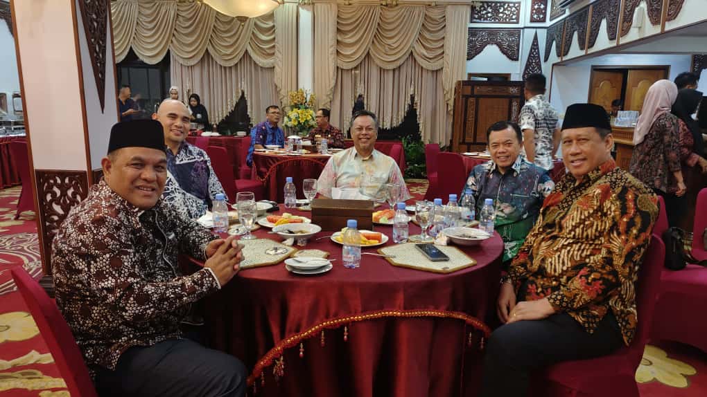 Diplomasi Meja Makan: Gubernur Jambi, Rektor UIN STS, dan Dubes Malaysia Bertukar Gagasan di Rumah Dinas