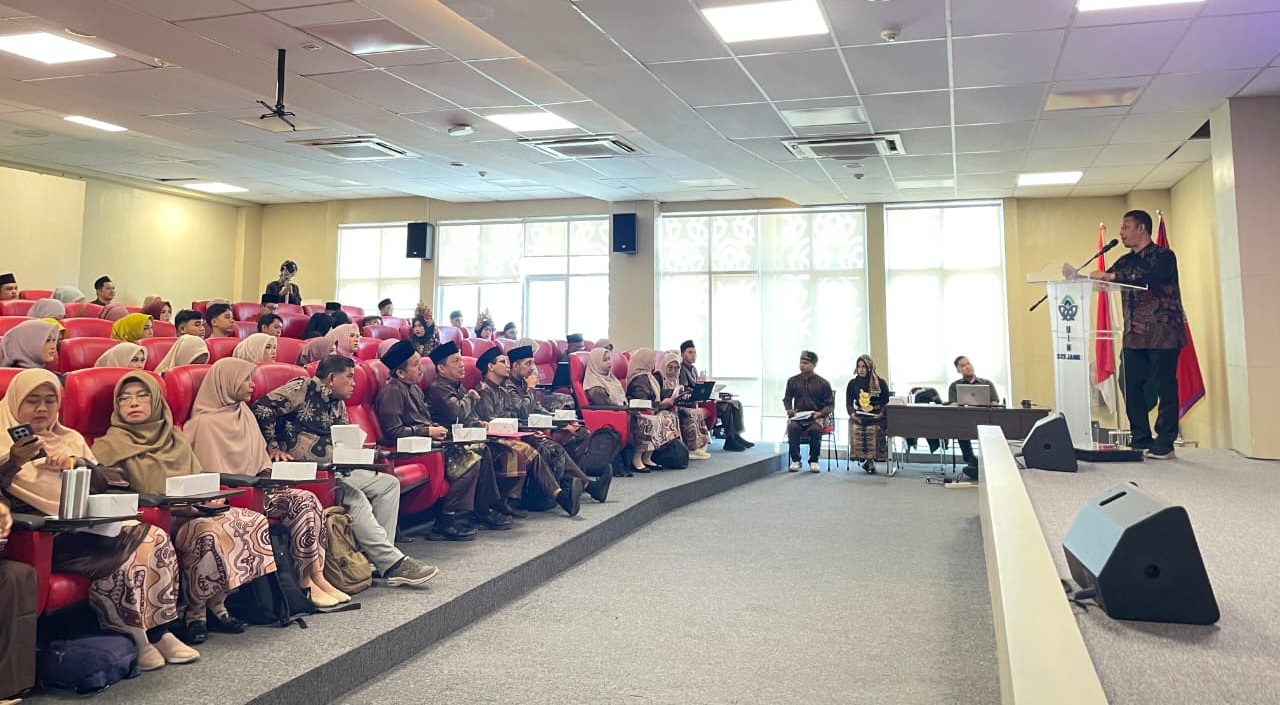 Yudisium ke-8 FST UIN STS Jambi: Wakil Rektor Tekankan Integritas dan Daya Saing Lulusan