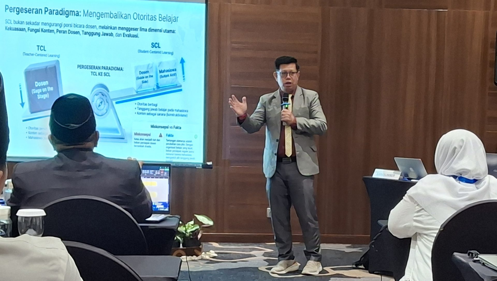 Menginspirasi Dosen Muda: Prof. Iskandar Nazari “Dekonstruksi Desain Kurikulum OBE Berbasis Ruhiologi”