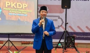 Prof. Mukhtar