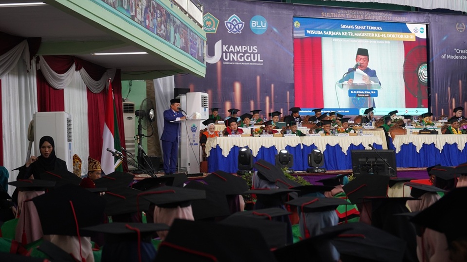 Wisuda UIN STS Jambi, Gubernur Jambi Dorong 673 Lulusan Berkontribusi untuk Daerah