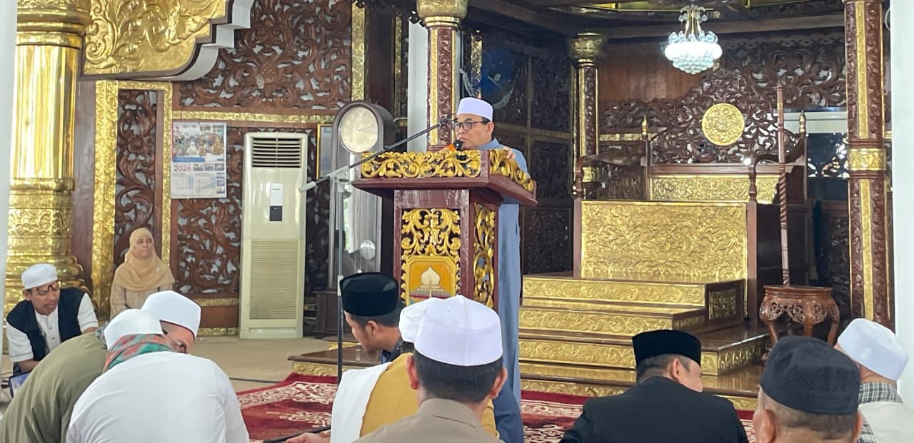 Rektor UIN STS Jambi Baca Ummul Qur’an dalam Tabligh Akbar Bersama Ulama Muda Al-Azhar