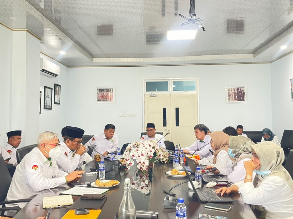 rapat evaluasi