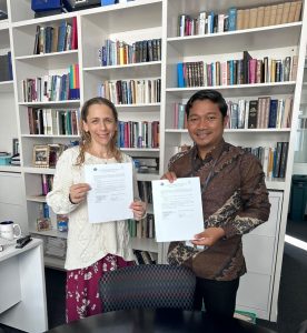 UIN STS Jambi Tandatangani Komitmen Kerja Sama dengan Hartford International University