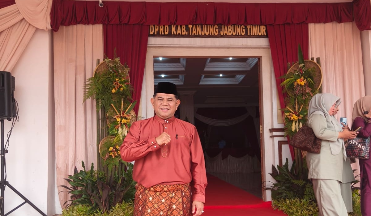 SANTRI PEMILIK MASA DEPAN: Sebuah Ikhtiar Membangun Generasi Masa Depan yang Tangguh, Produktif, dan Beretika