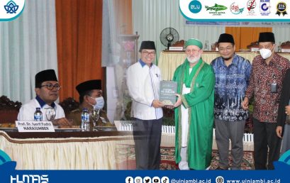 FUSA UIN SUTHA Bedah Kitab Tafsir Al-Jailani dan MoA dengan Markaz Al-Jailani Asia Tenggara