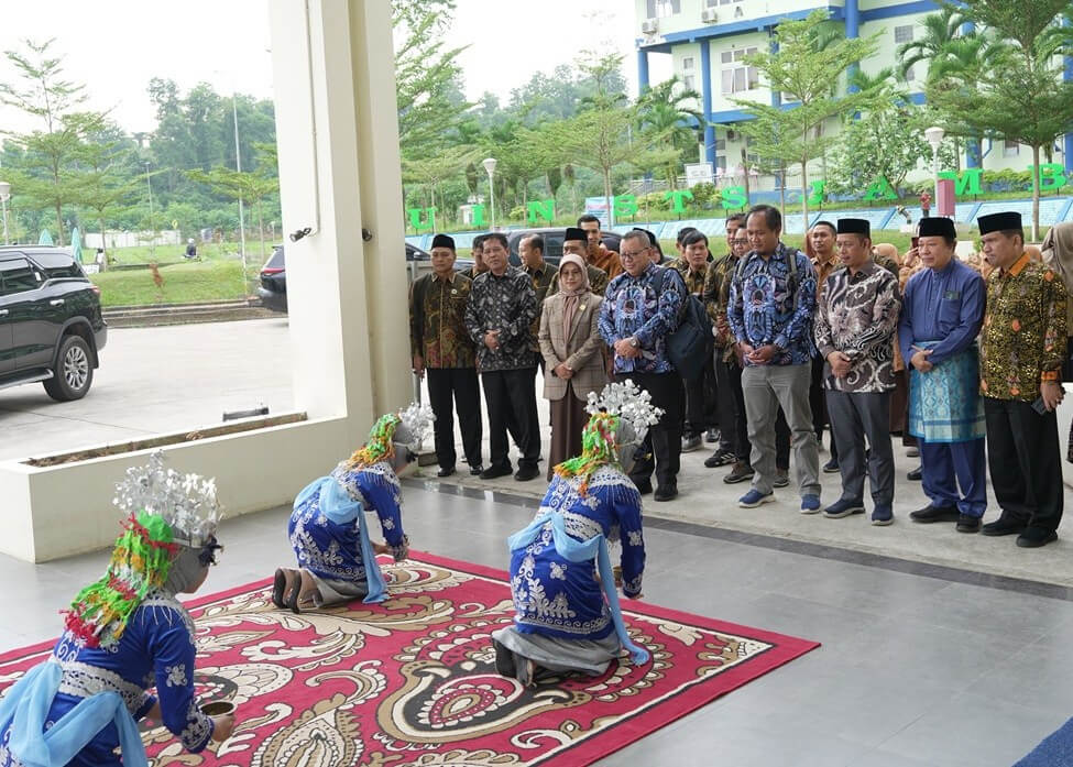 Tadris Fisika UIN STS Jambi Jalani Asesmen LAMDIK, Targetkan Akreditasi Unggul