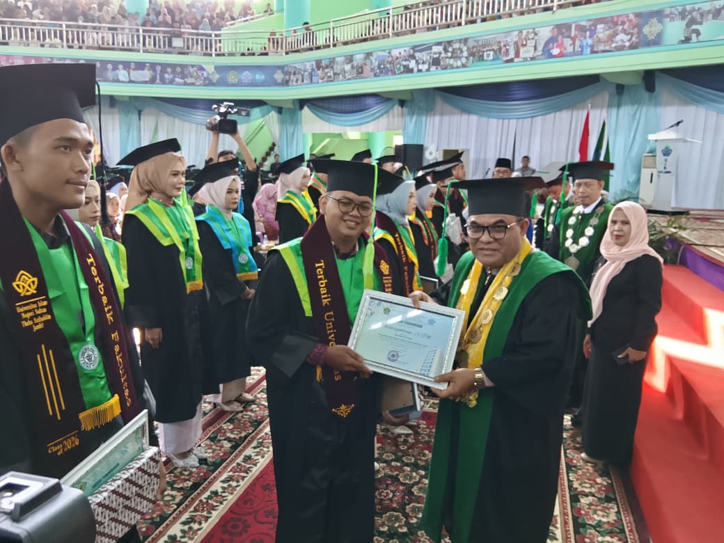 Wisuda UIN STS Jambi 2026: Alamsyahbani Raih Lulusan Terbaik Universitas dengan IPK Sempurna