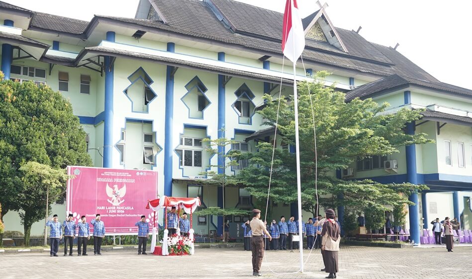 Dirjen Pendis Kemenag Pimpin Upacara Hari Lahir Pancasila 2026 di UIN STS Jambi
