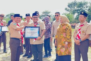 Dukung Program Kepramukaan, UIN STS Jambi Terima Penghargaan Kwarda Jambi
