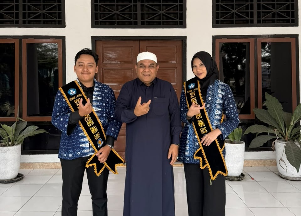 Rektor UIN STS Jambi Beri Dukungan Penuh Dua Mahasiswa Menuju Pemilihan Duta Bahasa Nasional 2026